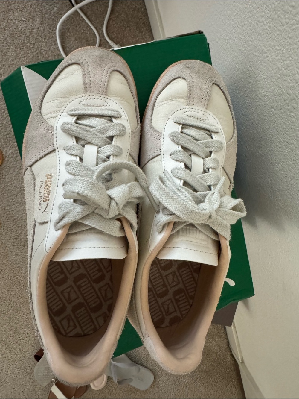 Puma white sneakers trainer
